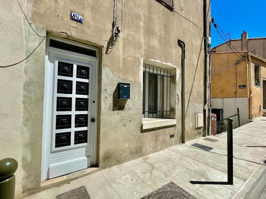 Studio Entierement Renove, Situe Au Coeur Du Quartier Haut Sete Luaran gambar